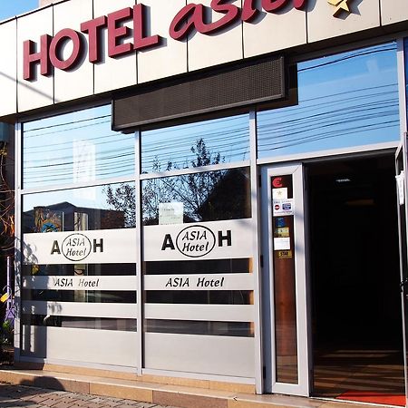 Asia Hotel Тиргу-Жіу Екстер'єр фото