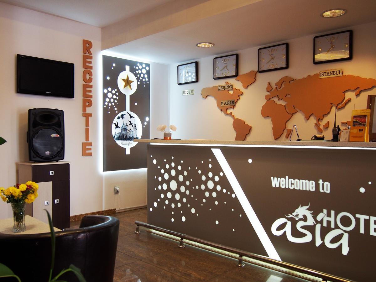 Asia Hotel Тиргу-Жіу Екстер'єр фото