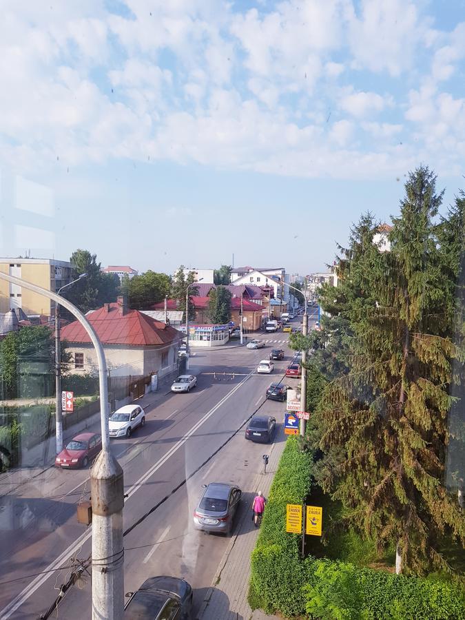 Asia Hotel Тиргу-Жіу Екстер'єр фото